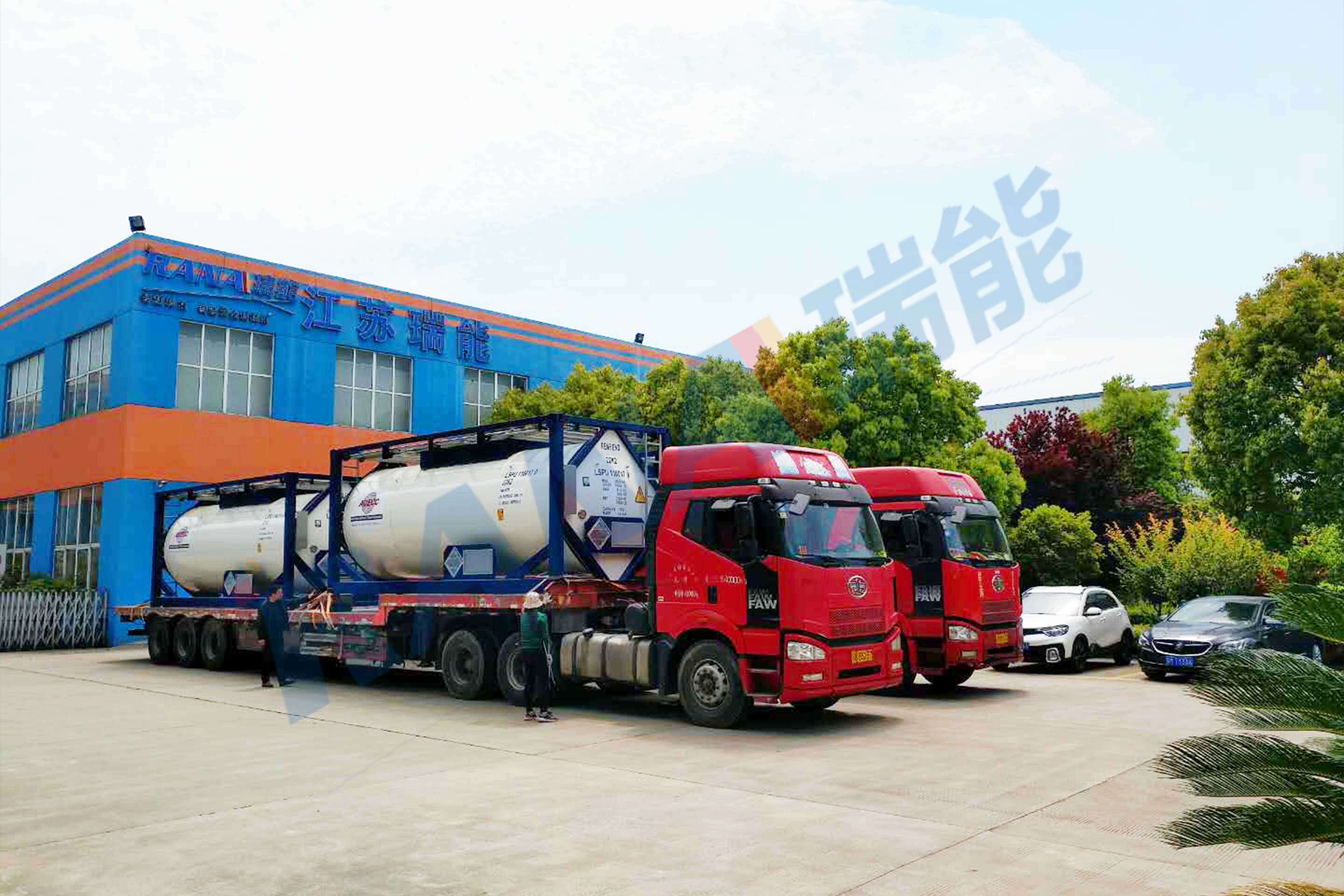 PVDF Lined Container