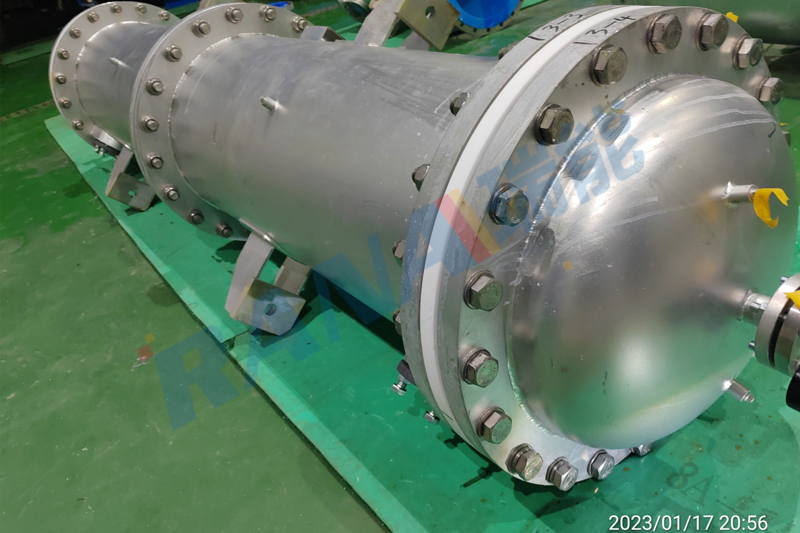 Modified PTFE Lined Tower Column