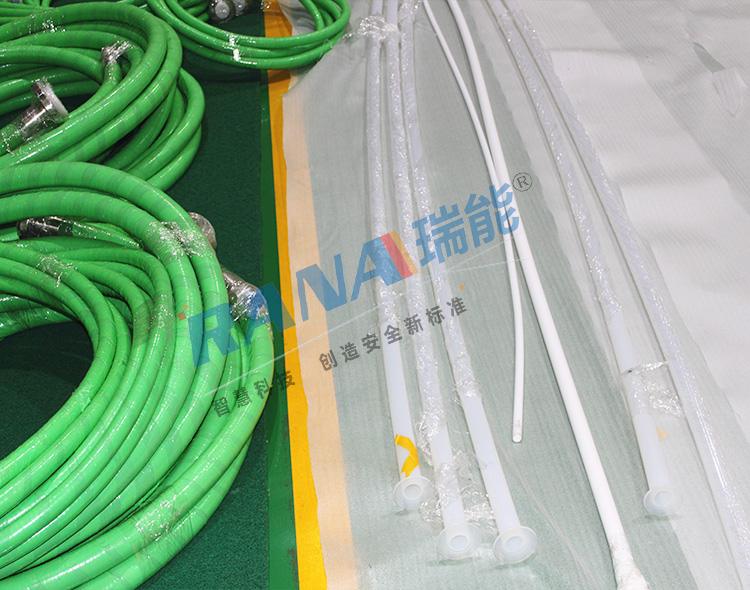 High-performance PTFE Tank Hoses for Severe Chemical Conditions